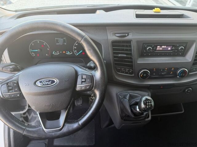 Hög tak skåpbil Ford Transit Furgone L2 H2