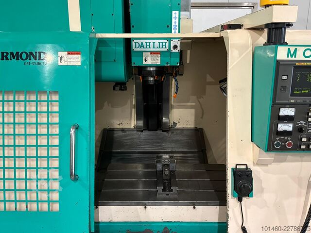 Machining center DAHLIH MCV-720