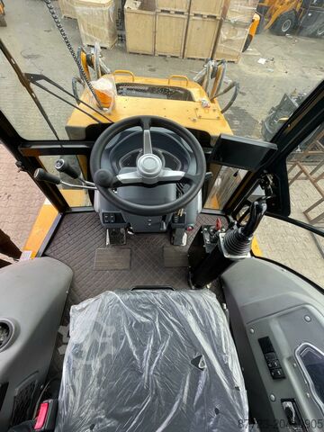 Chargeuse de cour Gunter Grossmann GG30BC