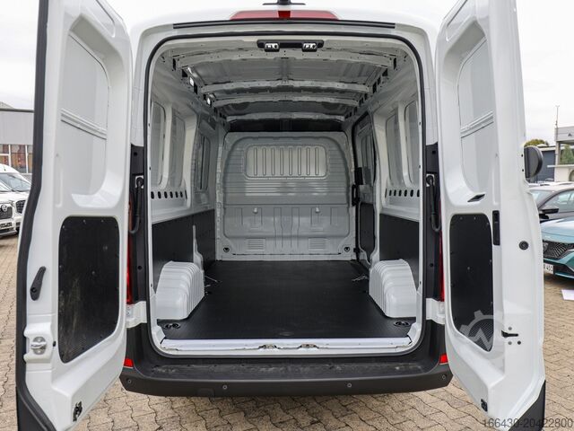 Kleinbus Maxus DELIVER 9