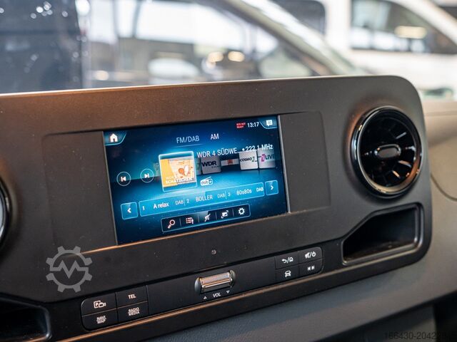 Xe van thùng kín Mercedes-Benz Sprinter 315 CDI Kasten L2H2 AHK Stdhz. Navi