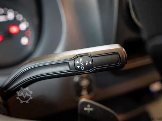 Fourgon tôlé Mercedes-Benz Sprinter 315 CDI Kasten L2H2 AHK Stdhz. Navi