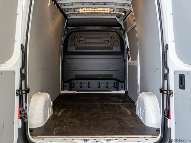 Xe van thùng kín Mercedes-Benz Sprinter 315 CDI Kasten L2H2 AHK Stdhz. Navi