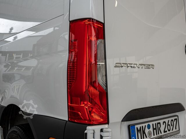 Fourgon tôlé Mercedes-Benz Sprinter 315 CDI Kasten L2H2 AHK Stdhz. Navi