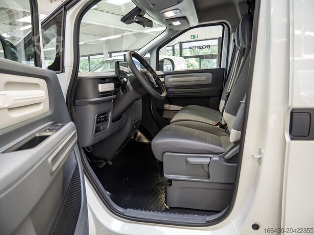 প্যানেল ভ্যান Maxus eDELIVER 5 KA L1H1 64 kW/h Klima 360° LED PDC