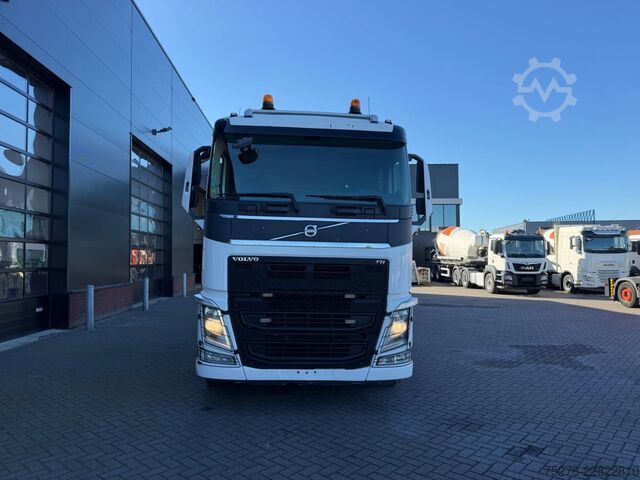 Truk derek Volvo FH 540 6x4 Trekker + Hiab 622 EP-6 HiPro Euro 6