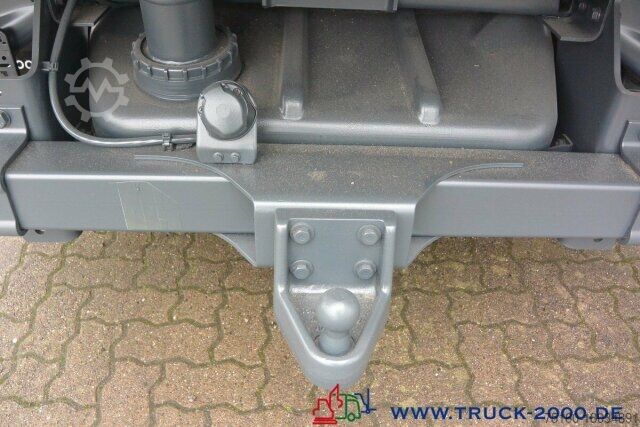 Cestný zametací stroj Mercedes-Benz Atego 1324 HSW Explorer 6 Hecksauger Vorsprühen