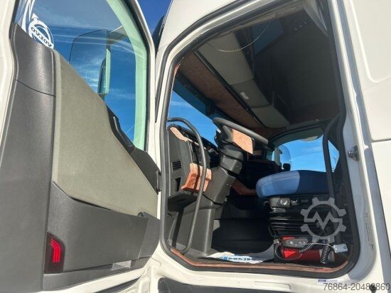 واحد کشنده استاندارد VOLVO FH 13.500, E6, STANDKLIMA, HYDRAULIK, VEB+, ADR