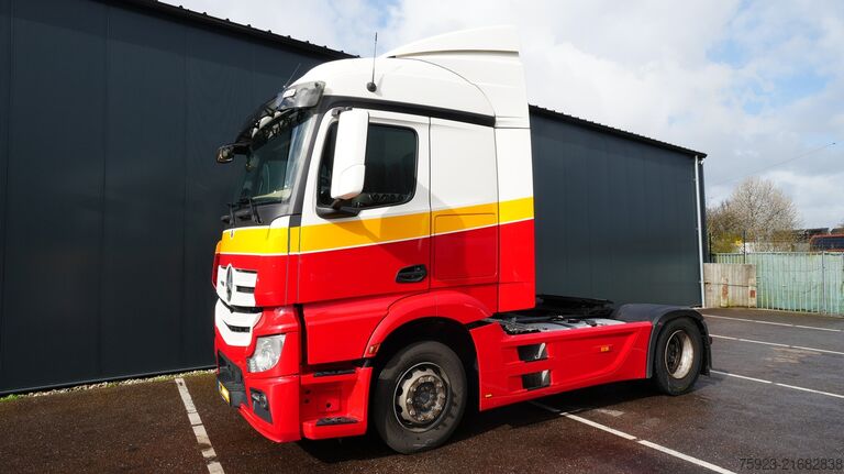 Venjulegur SZM Mercedes-Benz Actros 1942 tractor unit