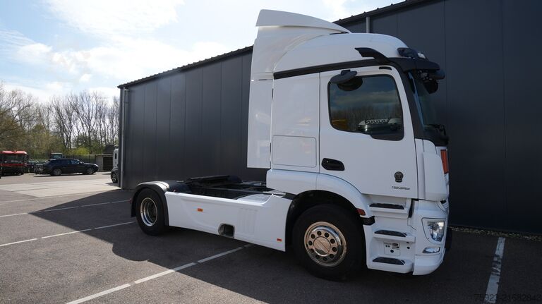 Venjulegur SZM Mercedes-Benz Actros 1936 tractor unit 460.300km MIRRORCAM