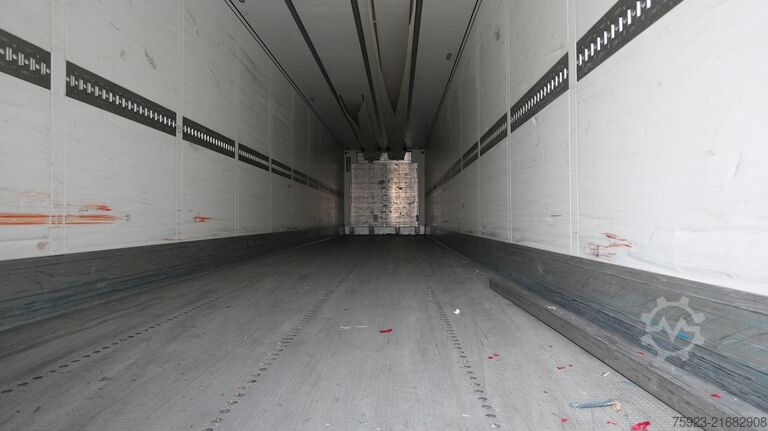 Kühl-/Tiefkühltransport Schmitz Cargobull Refrigerated trailer