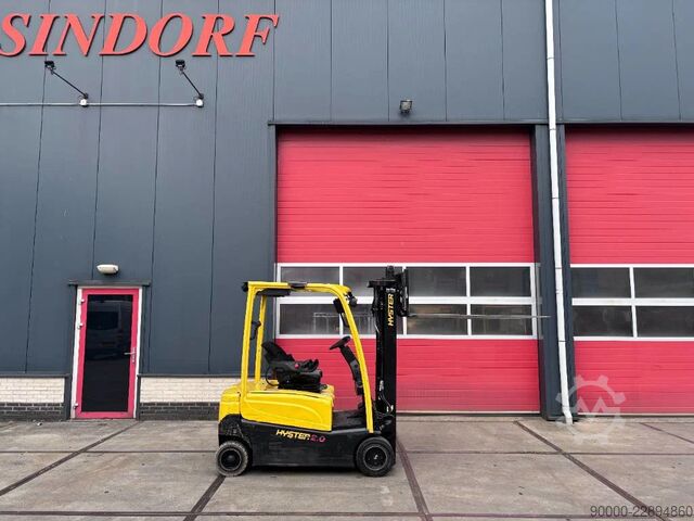 Carretilla elevadora Hyster J2.0 XN LWB 2000 kg triplo/sideshift/ spreader