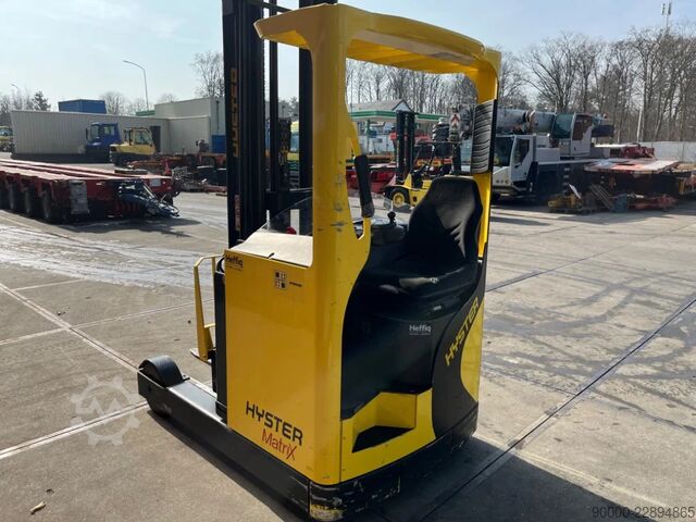 重型卡车 Hyster R 1.6H 7.5m 1600kg Reachtruck
