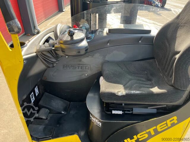 重型卡车 Hyster R 1.6H 7.5m 1600kg Reachtruck