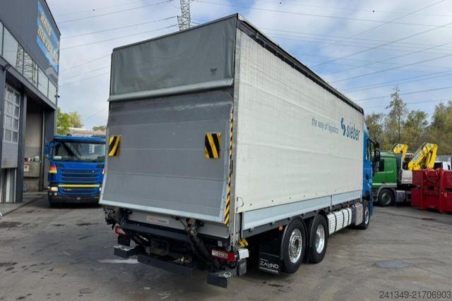Flutningsbíll með segldúk RENAULT T520 6x2