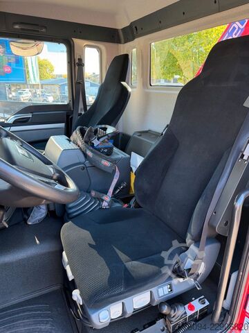 Autokran MAN TGS 28.440 6x4-4 ALLRAD KRAN 16m KIPPER