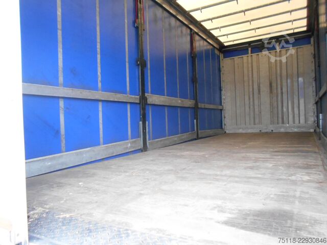 Camión plataforma con toldo DAF XF 105.460 6x2 CENTINA + SPONDA