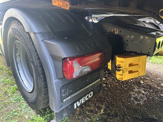 Njësi standarde të tërheqjes Iveco AS 440ST/P 490