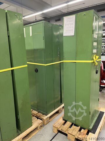 Шкаф с распашной дверью из листовой стали 