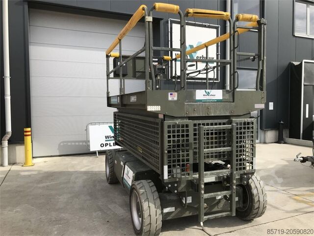 Elevador de tesoura JLG M3369 (4331)