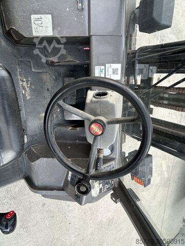 Carretilla elevadora todoterreno Manitou MH25-4