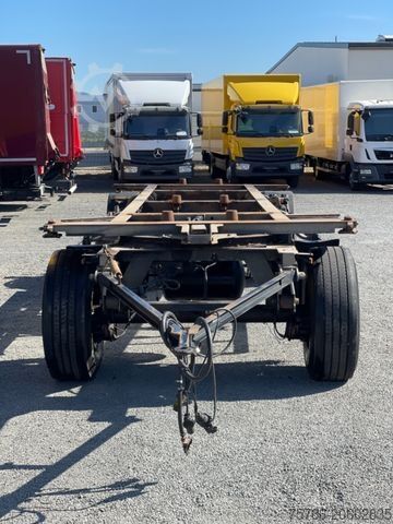 Vaihdettavalla alustalla varustettu perävaunu SCHMITZ CARGOBULL ATL 18