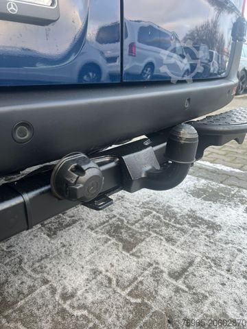 Dubă cu acoperiș înalt MERCEDES-BENZ Sprinter 319 LANG V6 3,0 7G KLIMA 360° LED AHK