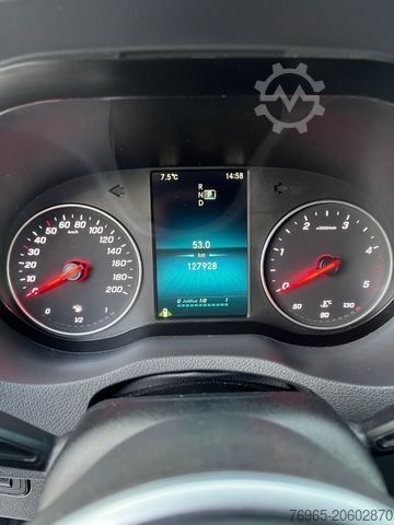 Dubă cu acoperiș înalt MERCEDES-BENZ Sprinter 319 LANG V6 3,0 7G KLIMA 360° LED AHK