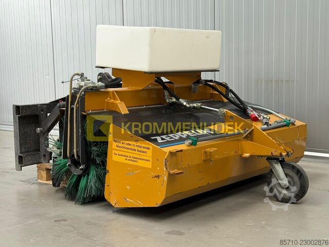 Barredora SMB FKM 16 KH10460-A SMB Veegbezem FKM 16
