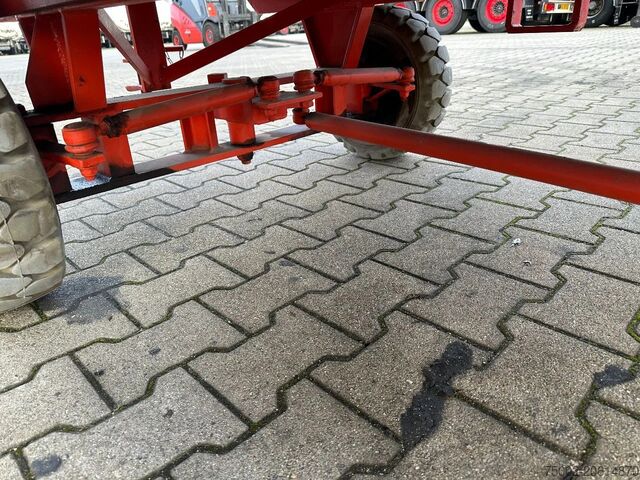 Camión plataforma Mafi double-steered and connectable heavy-duty trail...