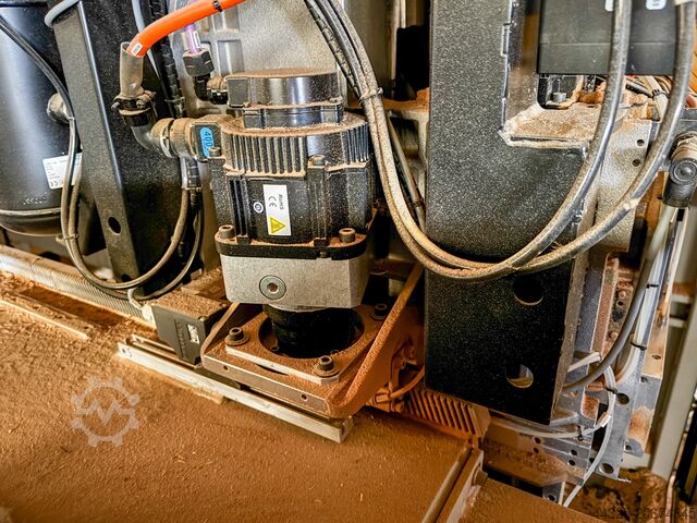 Bearbeitungszentrum mit Kantenverleimung BIESSE ROVER B EDGE 1950