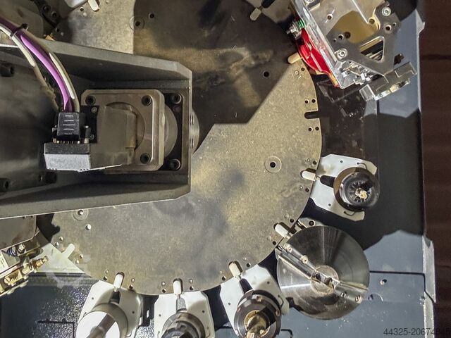 Bearbeitungszentrum mit Kantenverleimung BIESSE ROVER B EDGE 1950