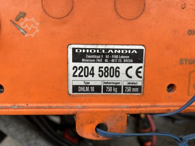 Valiză Mercedes-Benz Sprinter 517 1.9 CDI Euro 6 E / 143 dkm / Box /...