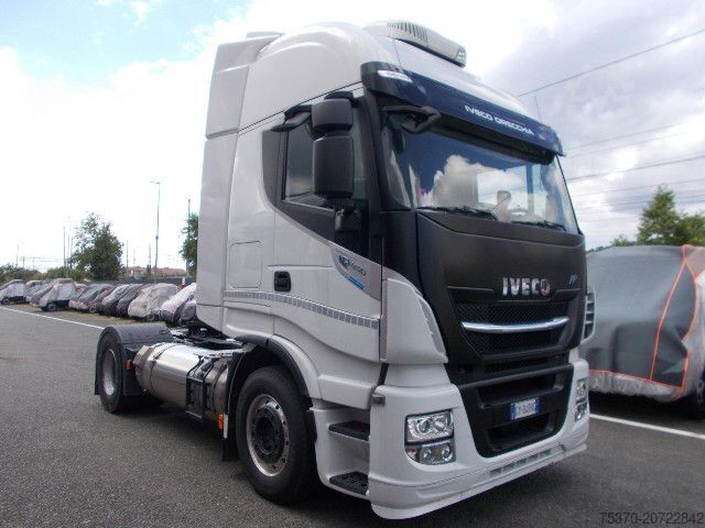 Standard tractor unit IVECO STRALIS AS440S46T/P LNG