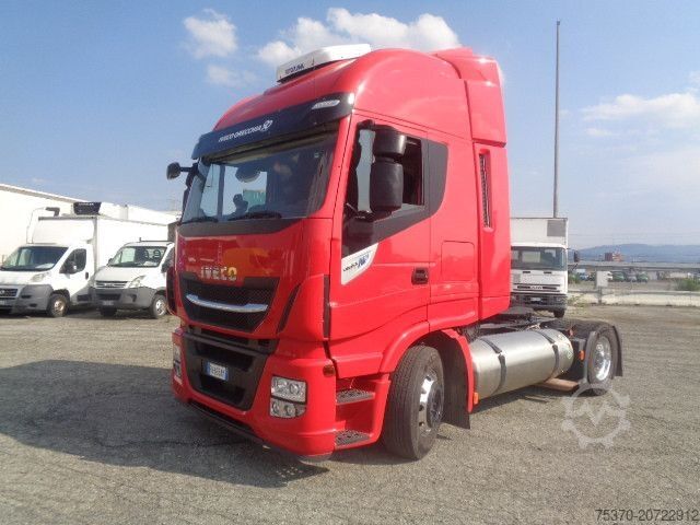 Standard tractor unit IVECO STRALIS AS440S46T/P HI-WAY LNG