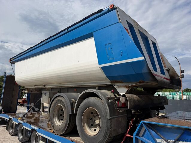 Camião de plataforma Renault Kerax
