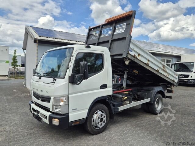 Kolme poole kallurkaubik Fuso 7C15 Dreiseitenkipper AHK Kipper 7C18
