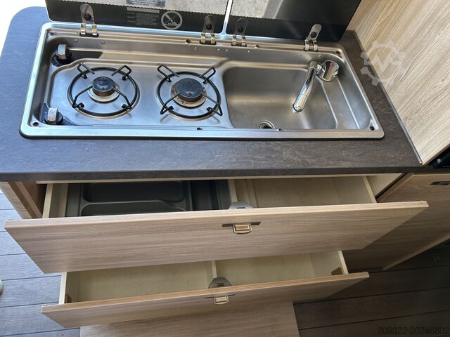 Karavan/karavan aracı Fiat Weinsberg Carabus 600 K | 4 Posti Letto | Completamente Attrezzato