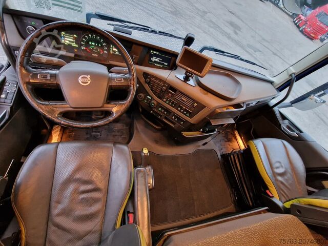 Standart-SZM Volvo FH 16.750 Globetrotter 6x4 - Lift axle - HUB re...