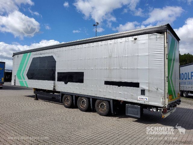 Atvērta puspiekabe ar tentu Schmitz Cargobull Curtainsider Mega Getränke