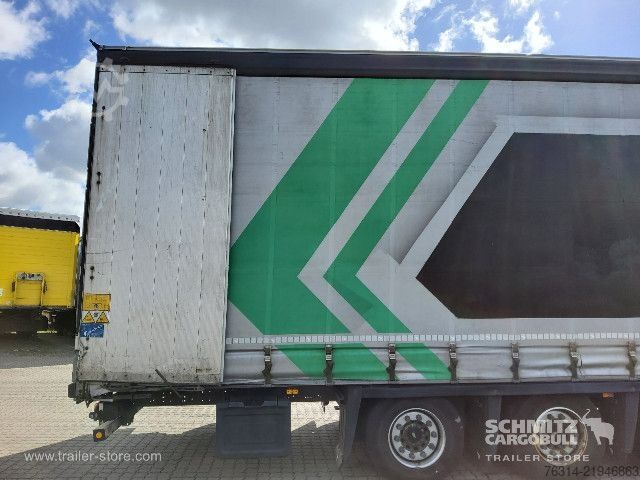 Atvērta puspiekabe ar tentu Schmitz Cargobull Curtainsider Mega Getränke