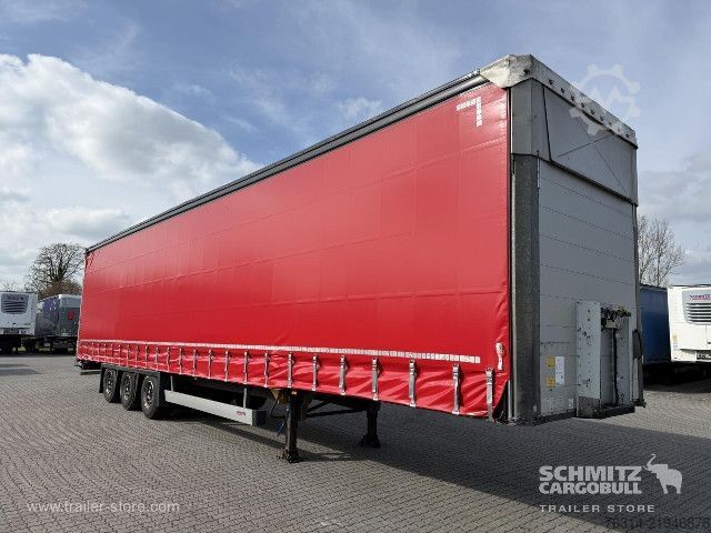 Atvērta puspiekabe ar tentu Schmitz Cargobull Curtainsider Mega Getränke