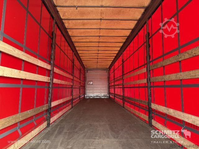 Atvērta puspiekabe ar tentu Schmitz Cargobull Curtainsider Mega Getränke