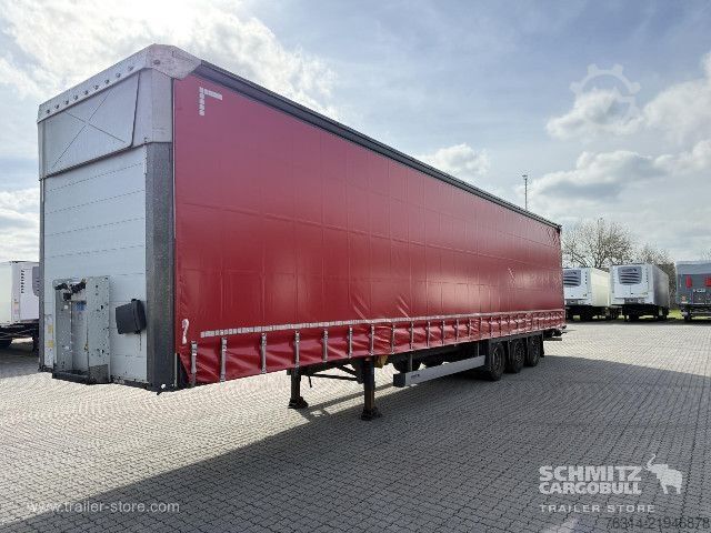 Atvērta puspiekabe ar tentu Schmitz Cargobull Curtainsider Mega Getränke