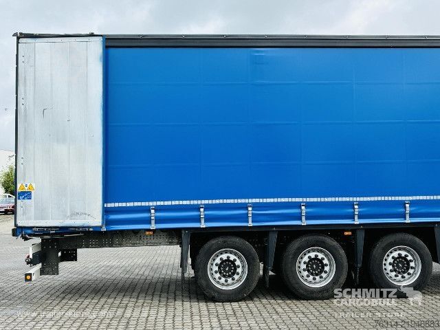 Atvērta puspiekabe ar tentu Schmitz Cargobull Curtainsider Standard Getränke