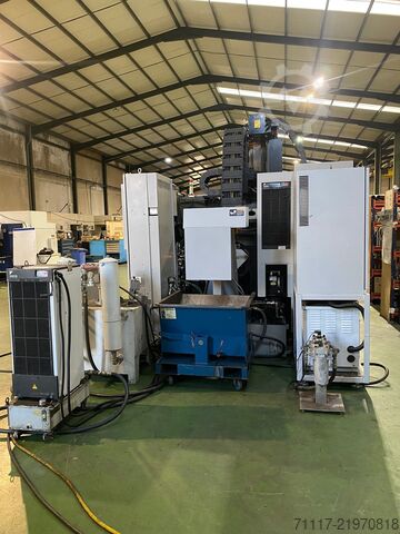 Centro di lavoro verticale Mori Seiki NMV 5000 DCG