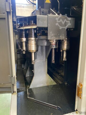 Centro di lavoro verticale Mori Seiki NMV 5000 DCG