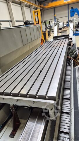 CNC gultas frēzmašīna - universāla KIHEUNG U 1350