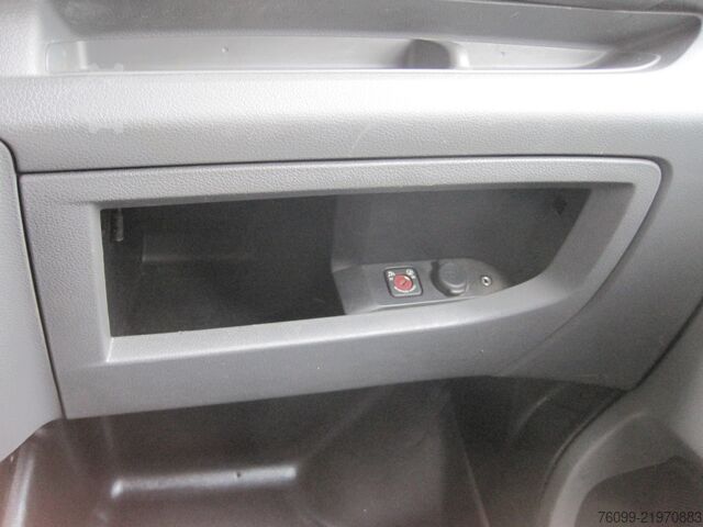 Gerobak kotak panjang Citroen Jumpy2.0 HDI  Profi M 3-Sitzer Klima AHK