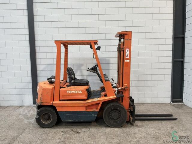 Targonca Toyota 02-5 FD 20